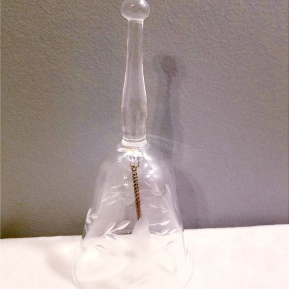 Vintage Princess House Handblown Bell Floral Etched Dinner Bell Heritage #495